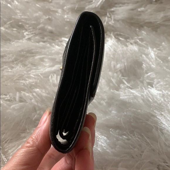 Chanel CC Caviar Wallet - Picture 3 of 16